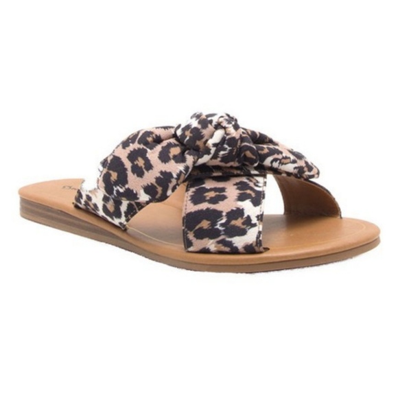 🎉2xHP ON TREND Leopard Bow Slide on Sandals - Picture 2 of 2